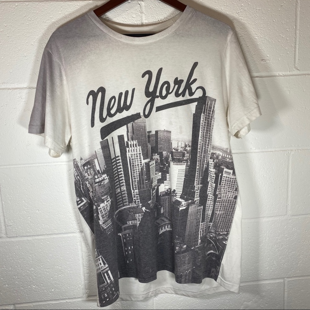 Brooklyn Calling Black & White NYC New York Skyline T-shirt